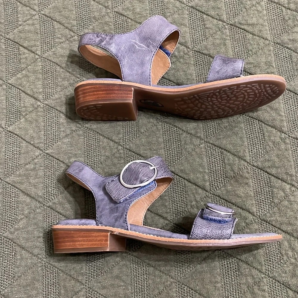 SOFFT Nerissa Gray Leather Block Heel Sandals size 7 - Picture 3 of 8